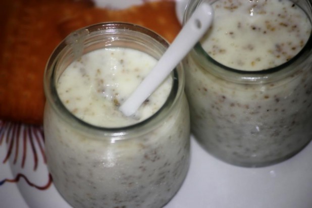 Le Dégué (Semoule de mil au lait caillé) dessert sénégalais 