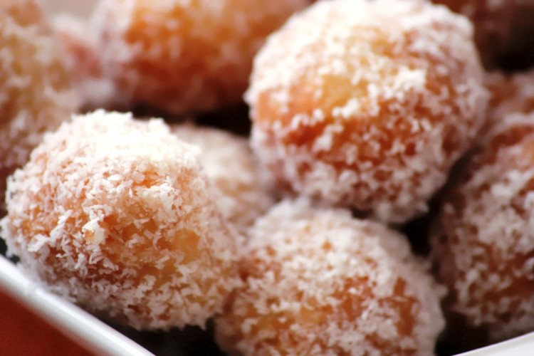Beignets de farine Libyens (Ugmet El Qadi)
