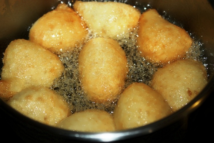 Beignets de farine Libyens (Ugmet El Qadi)