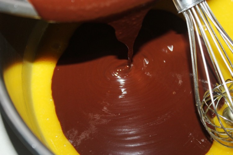 gâteau au chocolat blanc et chocolat au lait (3)