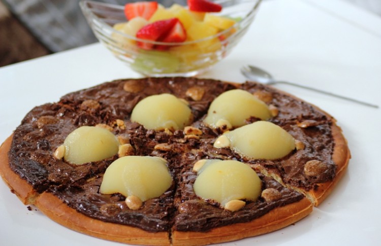 pizza chocolat et poire (8)