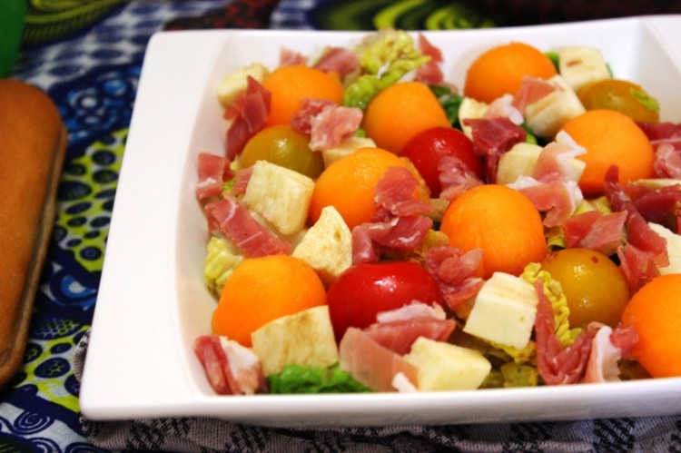 Salade de melon tomate mozzarella et jambon