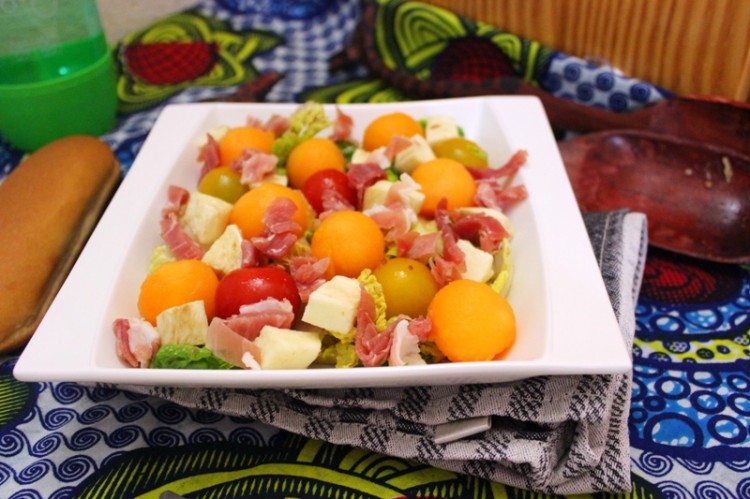 Salade de melon tomate mozzarella et jambon