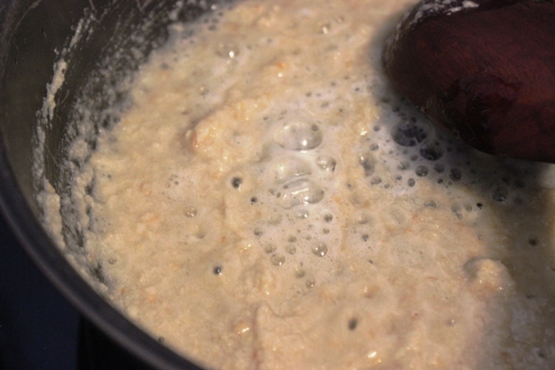 crevettes sautées njansan et huile de coco