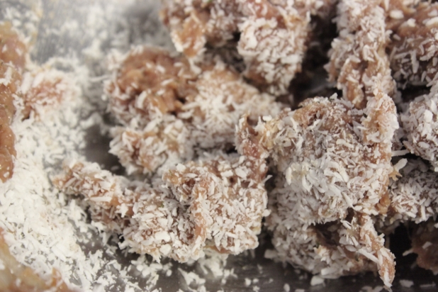 boulettes de sanglier à la noix de coco 