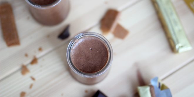 MOUSSE AU CHOCOLAT
