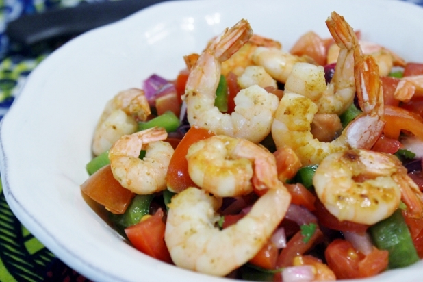 Crevettes-sautées-et-Salsa-de-tomates