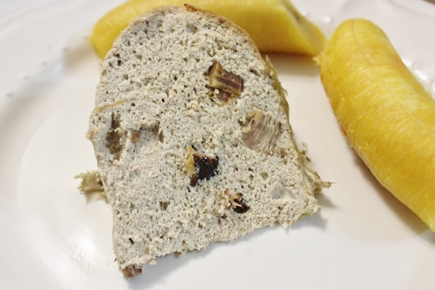 Le-Gâteau-de-pistache-aux-œufs-«-Nnam-Ngon»