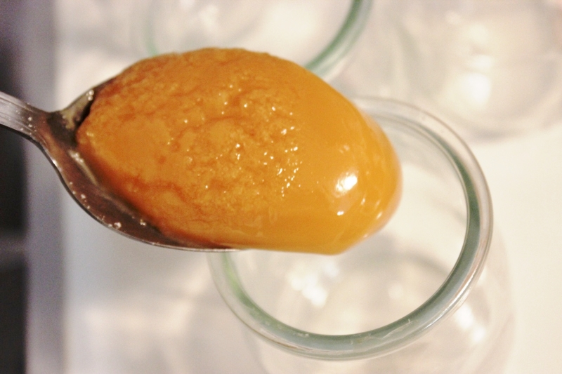 yaourt-à-la-confiture-de-lait