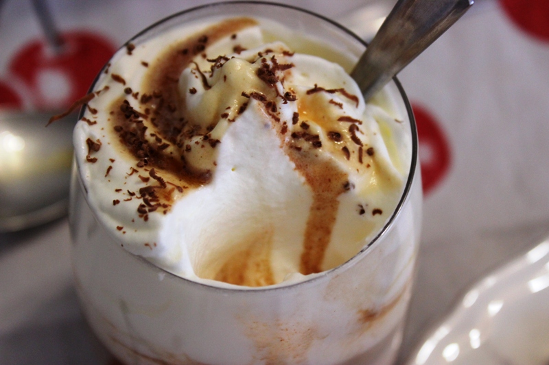 Chocolat chaud au chocolat blanc, café & nutella Alice Pégie Cuisine