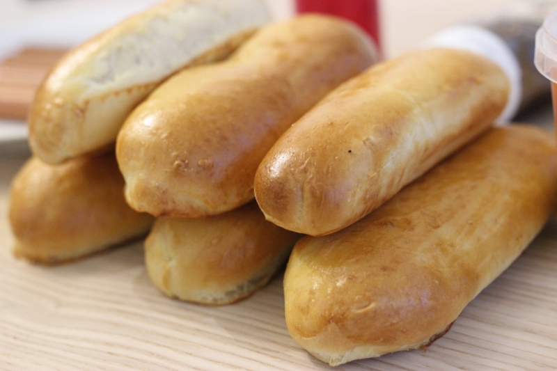 hot-dogs buns