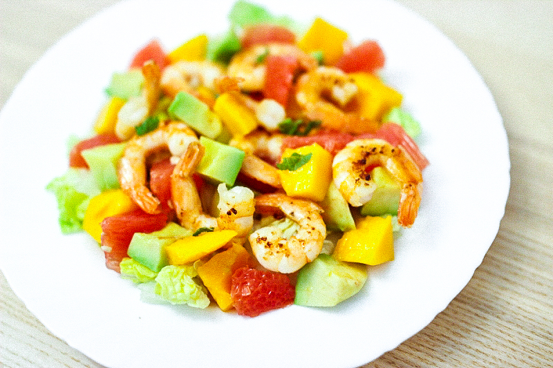 Salade de crevettes à la Mangue & Pamplemousse 