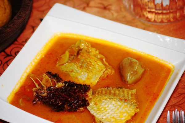 poisson sauce claire