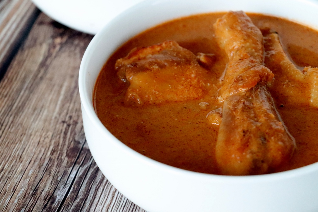 Poulet à la Sauce d'arachides ( « Azindéssi » recette togolaise)