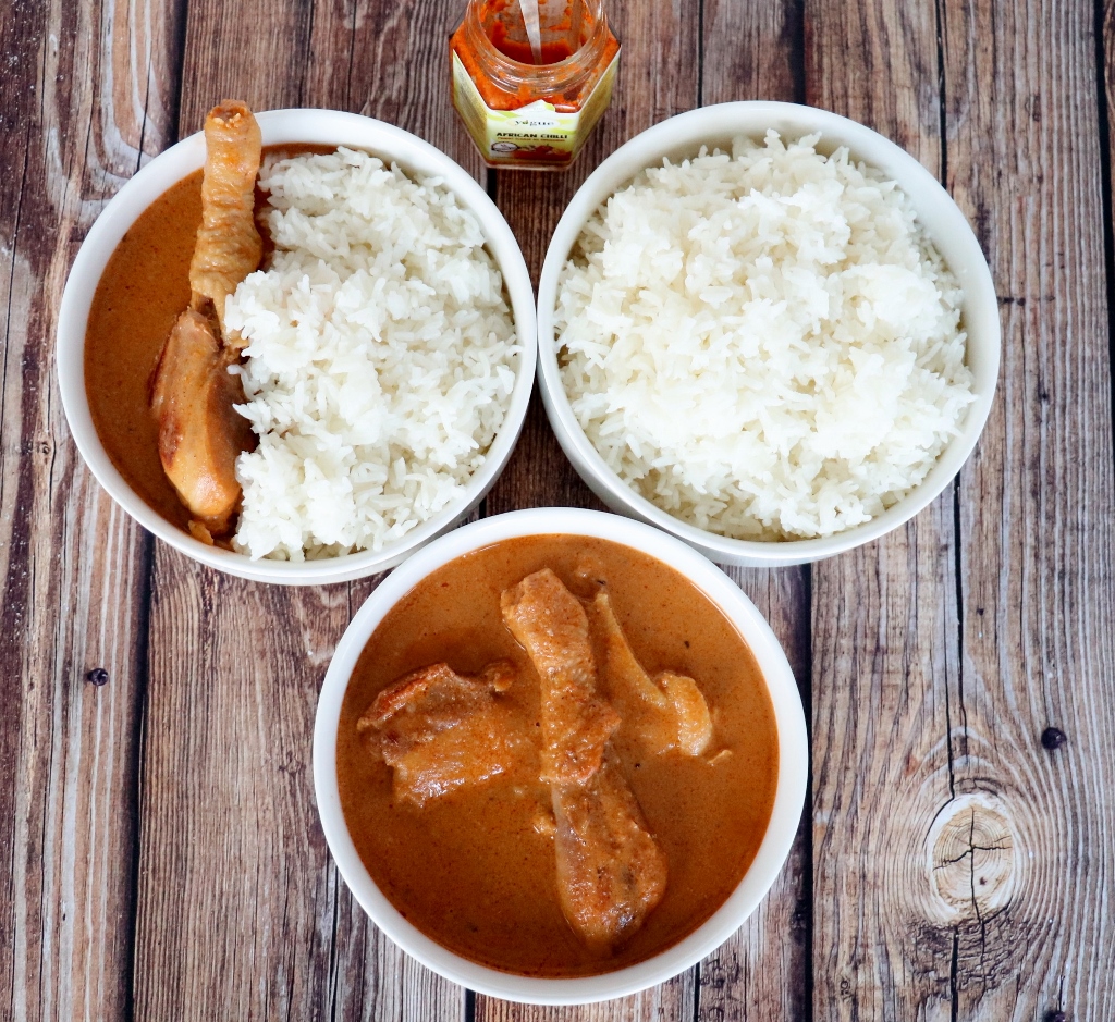 Poulet à la Sauce d'arachides ( « Azindéssi » recette togolaise)