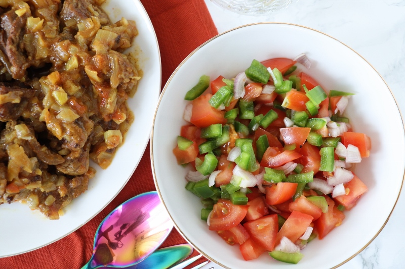 seletha ( salade de tomate éthiopien) 