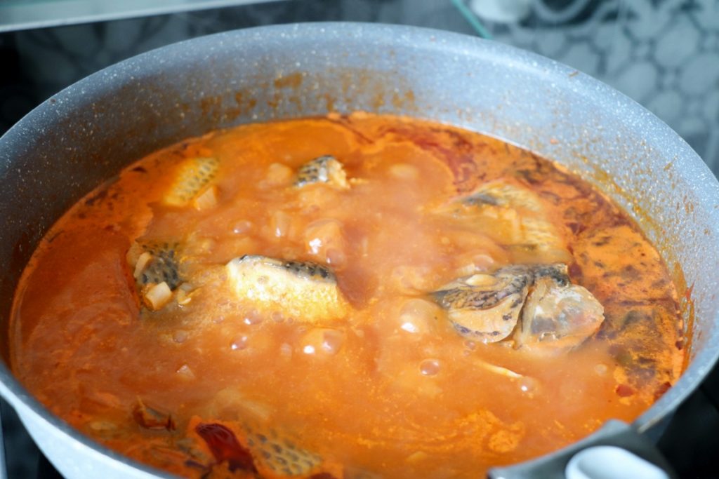 soupe de poisson à la tomate