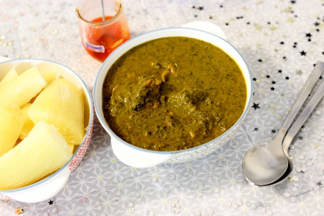 Sauce de feuilles de Manioc 