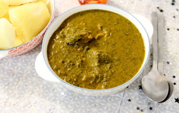 Sauce de feuilles de Manioc 